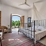 Casa Da Terra Branca *